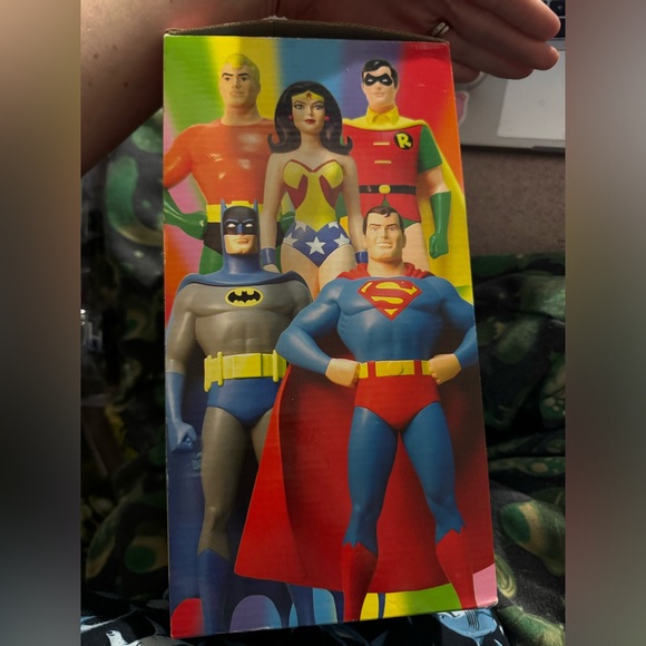 SUPER FRIENDS BATMAN MAQUETTE - Picture 2 of 5